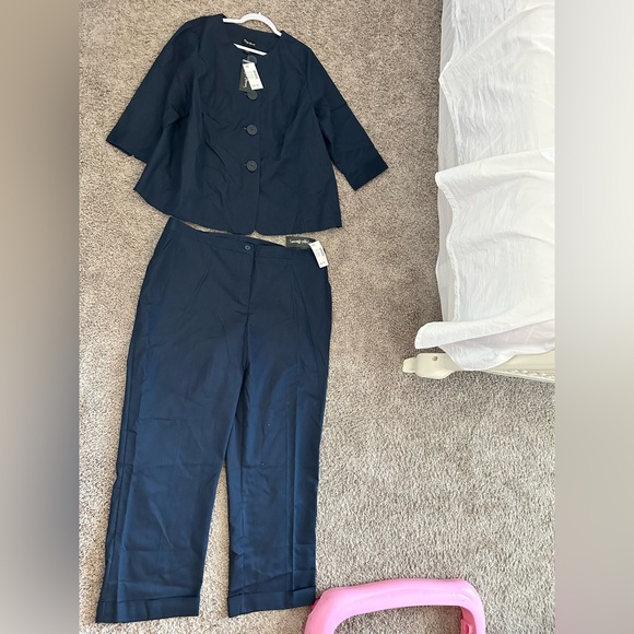 Maggie Barnes women’s pant suit size 0X - Picture 1 of 3